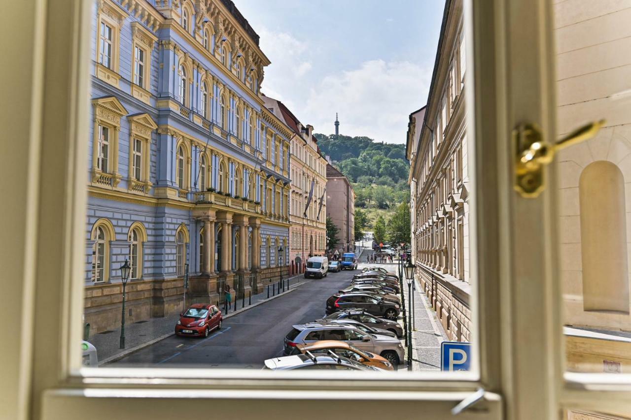 Apartment Nebovidy II - Air Conditioning - Historic City Center — Photos 1